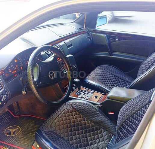 Mercedes E 230 1996, 401,000 km - 2.3 l - Gəncə