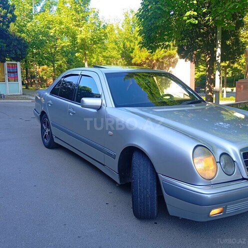 Mercedes E 230 1996, 401,000 km - 2.3 l - Gəncə