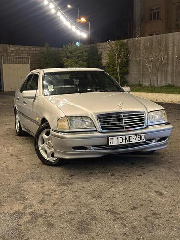 Mercedes C 240-6
