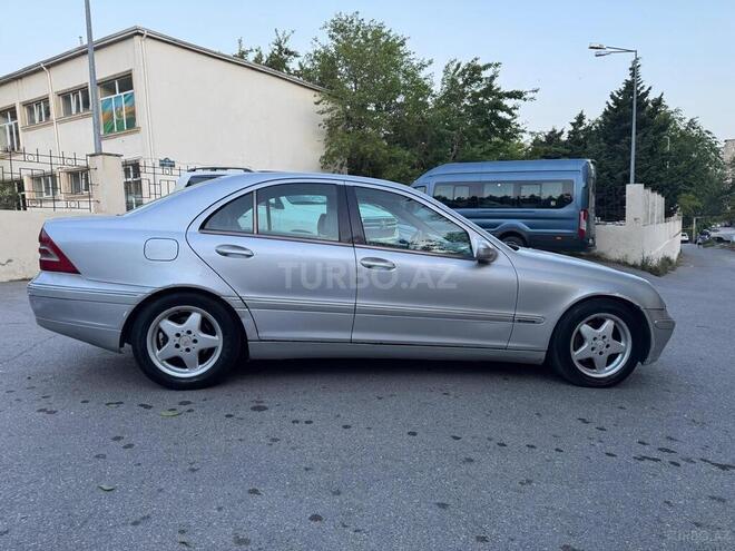 Mercedes C 200 2000, 333,000 km - 2.0 л - Bakı