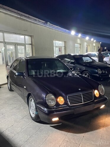 Mercedes E 230 1997, 255,500 km - 2.3 l - Bakı
