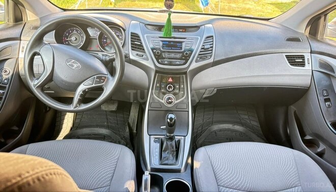 Hyundai Elantra 2014, 50,195 km - 1.8 л - Zaqatala
