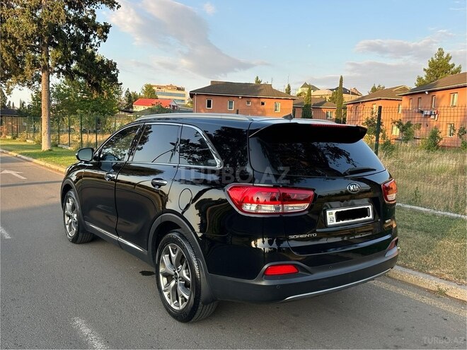 Kia Sorento-6
