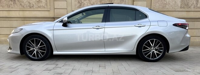 Toyota Camry-4