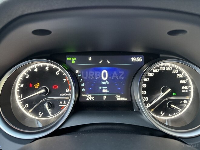 Toyota Camry-6