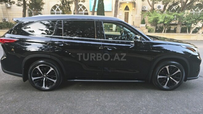 Toyota Highlander 2022, 34,000 km - 2.5 l - Bakı