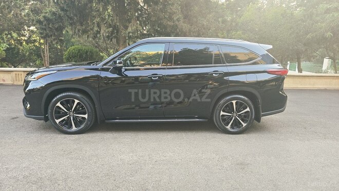 Toyota Highlander 2022, 34,000 km - 2.5 l - Bakı