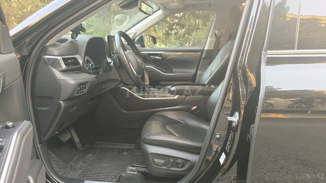 Toyota Highlander 2022, 34,000 km - 2.5 l - Bakı