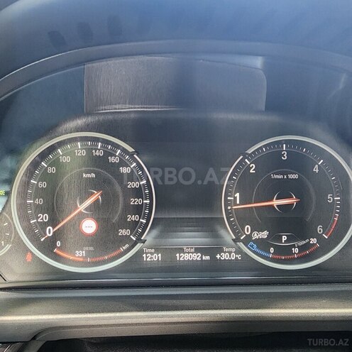 BMW 520-10