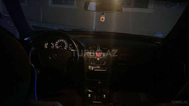 Mercedes C 220 d 1999, 397,000 km - 2.2 л - Bakı