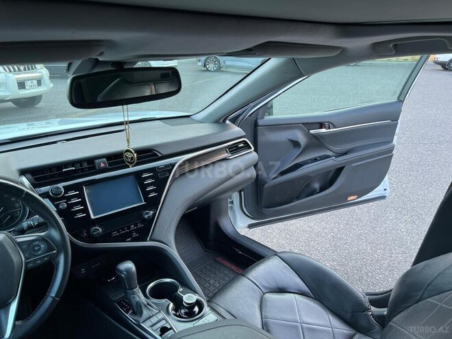 Toyota Camry 2018, 122,000 km - 2.5 л - Bakı