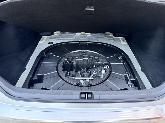 Toyota Camry-11