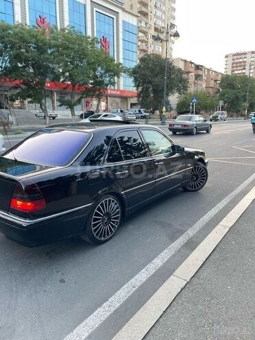Mercedes C 230 1998, 285,000 km - 2.3 l - Bakı