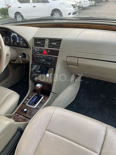 Mercedes C 230 1998, 285,000 km - 2.3 l - Bakı