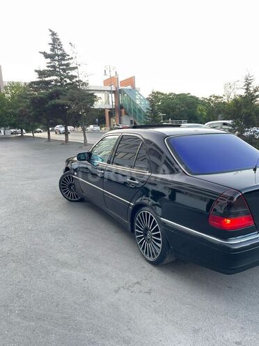 Mercedes C 230 1998, 285,000 km - 2.3 l - Bakı