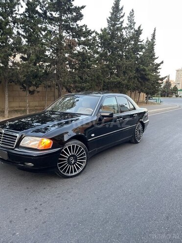 Mercedes C 230 1998, 285,000 km - 2.3 l - Bakı