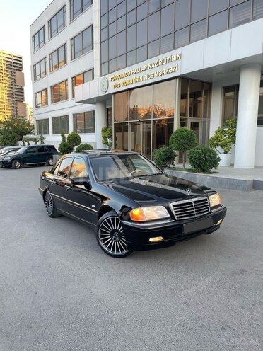Mercedes C 230 1998, 285,000 km - 2.3 l - Bakı
