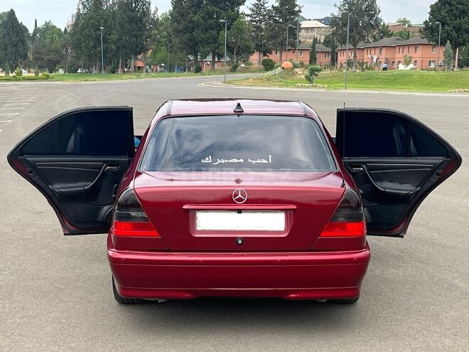 Mercedes C 180 1996, 228,500 km - 1.8 l - Gəncə