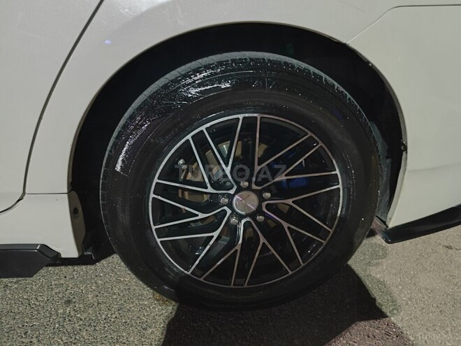 Toyota Prius 2012, 340,000 km - 1.8 l - Bakı