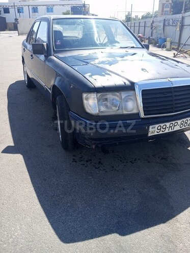 Mercedes E 230 1995, 440,000 km - 2.3 l - Bakı