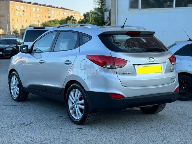 Hyundai ix35 2010, 200,000 km - 2.0 l - Bakı