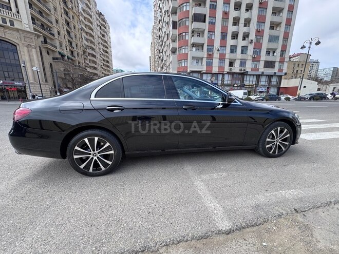 Mercedes E 300 de-3
