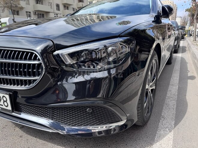 Mercedes E 300 de-2