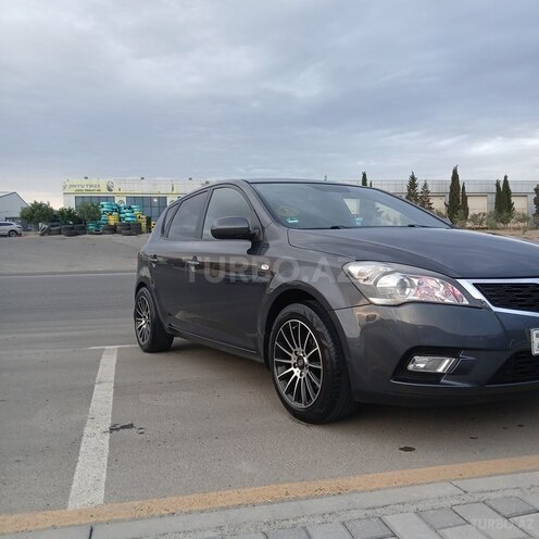 Kia Ceed 2009, 271,000 km - 1.4 л - Bakı