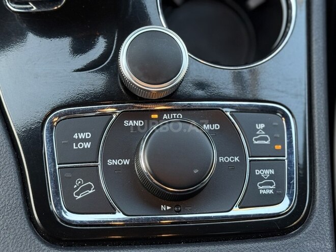 Jeep Grand Cherokee 2015, 136,800 km - 3.6 л - Bakı