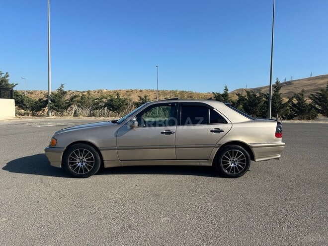 Mercedes C 230 1999, 296,000 km - 2.3 l - Bakı