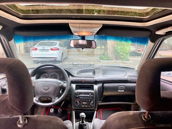 Opel Astra 1996, 325,000 km - 1.6 l - Mingəçevir