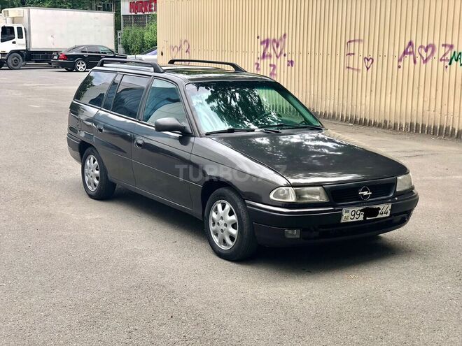 Opel Astra 1996, 325,000 km - 1.6 l - Mingəçevir