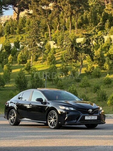 Toyota Camry-7