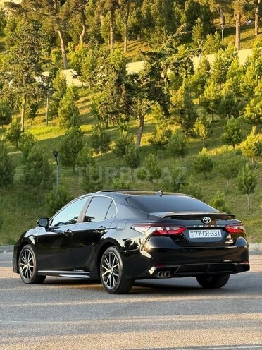 Toyota Camry-10