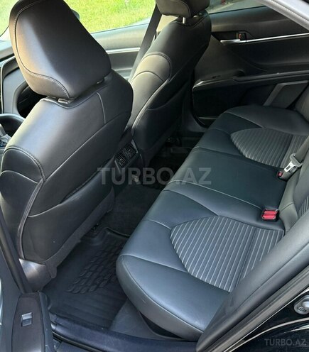 Toyota Camry-16