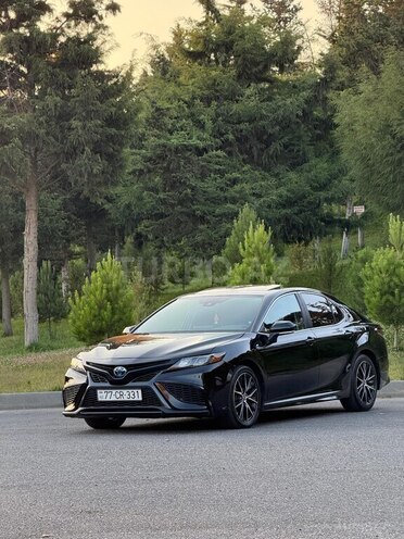 Toyota Camry-3