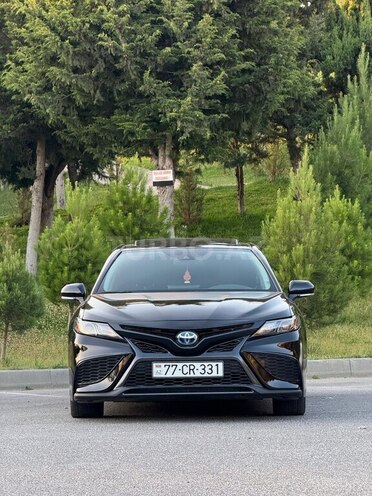 Toyota Camry-1