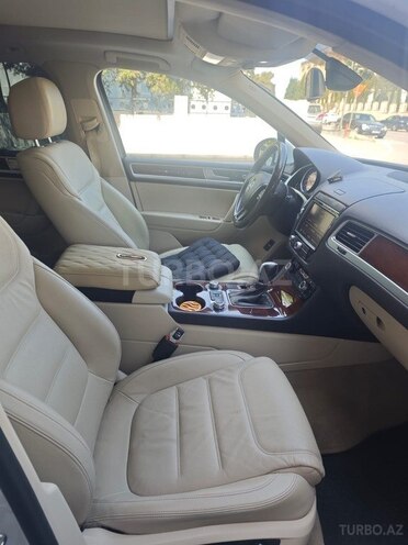 Volkswagen Touareg 2015, 123,297 km - 3.6 l - Bakı