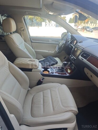 Volkswagen Touareg 2015, 123,297 km - 3.6 l - Bakı