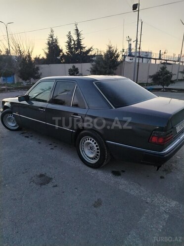 Mercedes E 220 1991, 603,504 km - 2.2 l - Bakı