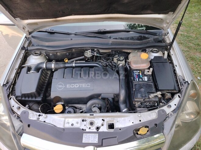 Opel Astra 2005, 402,837 km - 1.4 l - Astara