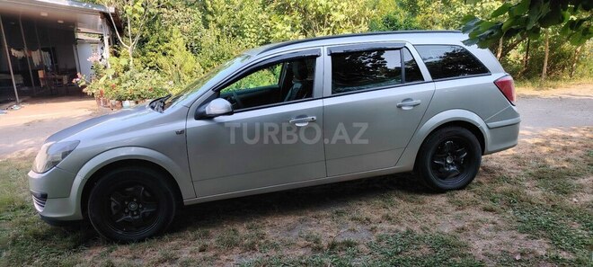Opel Astra 2005, 402,837 km - 1.4 l - Astara