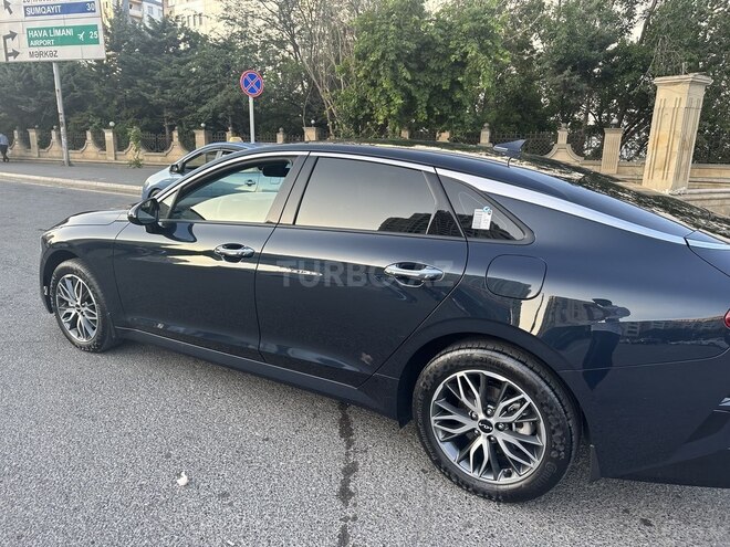Kia K5-3