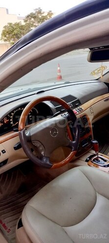 Mercedes S 320-13
