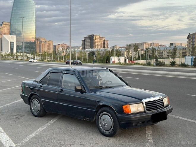 Mercedes 190 1991, 215,678 km - 2.0 l - Bakı