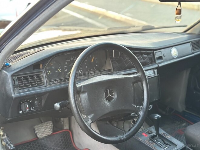 Mercedes 190 1991, 215,678 km - 2.0 l - Bakı