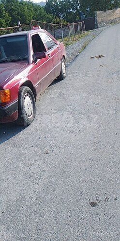Mercedes 190 1991, 880,000 km - 1.8 л - Şəki