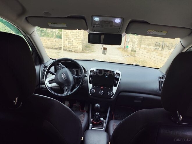 Kia  2010, 215,000 km - 1.4 l - Sumqayıt