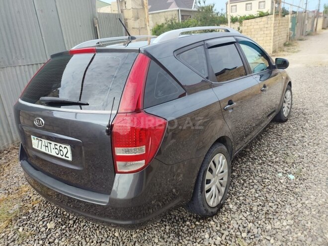 Kia  2010, 215,000 km - 1.4 l - Sumqayıt