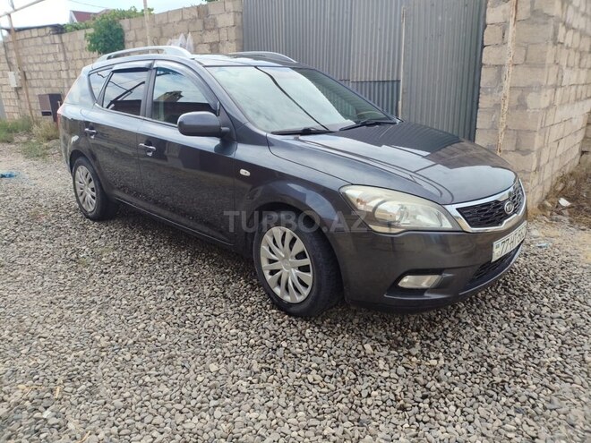Kia  2010, 215,000 km - 1.4 l - Sumqayıt